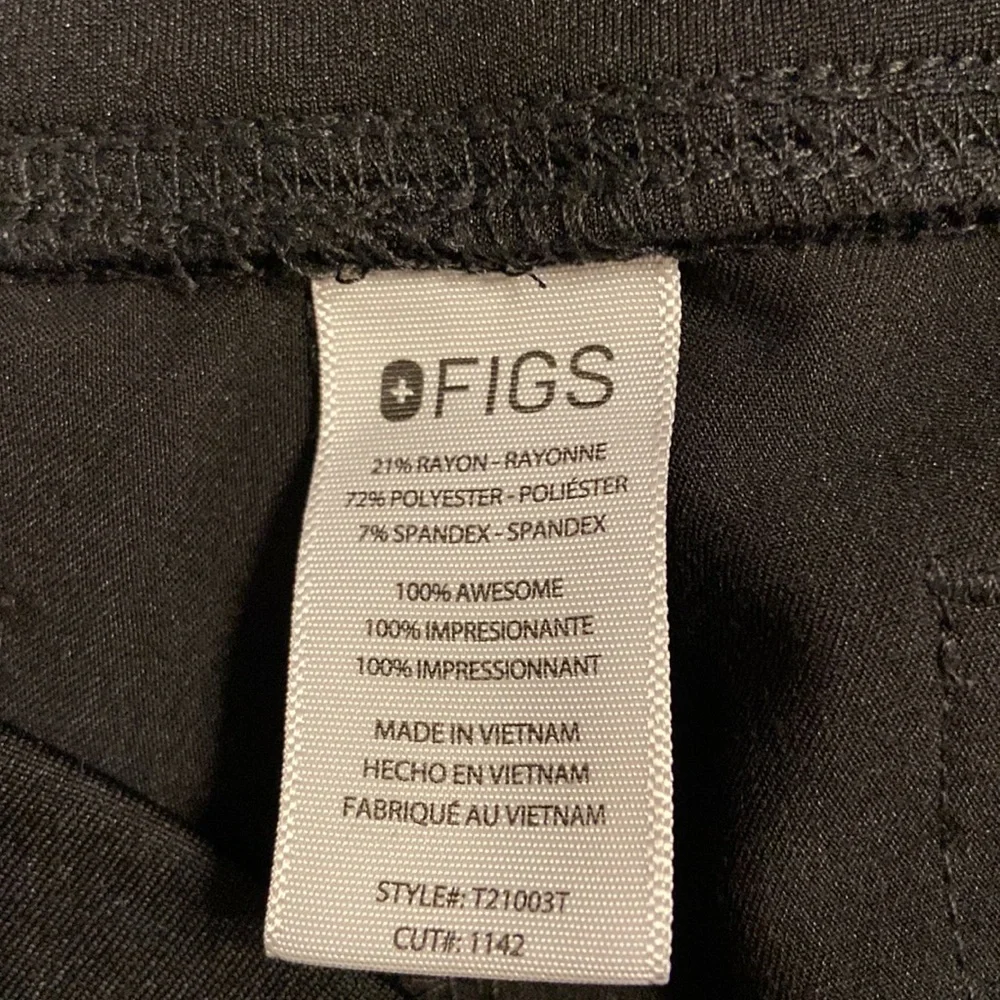 Figs Men's Black Joggers size waist 34” elastic and inseam 30” excellent condi